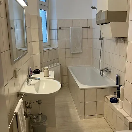 Messezimmer Mit Direktverbindung U-bahn *
